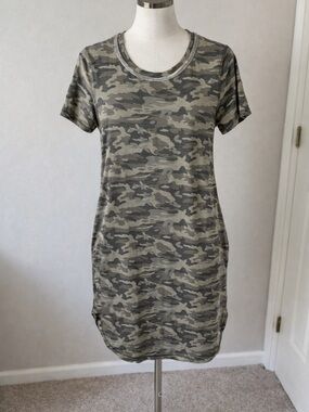 Camo T-Shirt Dress with Pockets 🌿